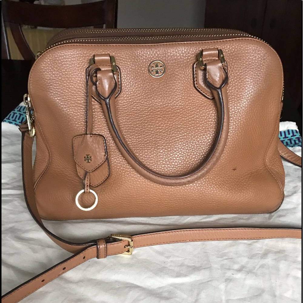 Tory Burch pebbled leather crossbody bag